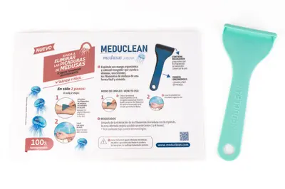 Manual sobre cómo utilizar Meduclean junto a una espátula de la misma marca, de color azul marino.